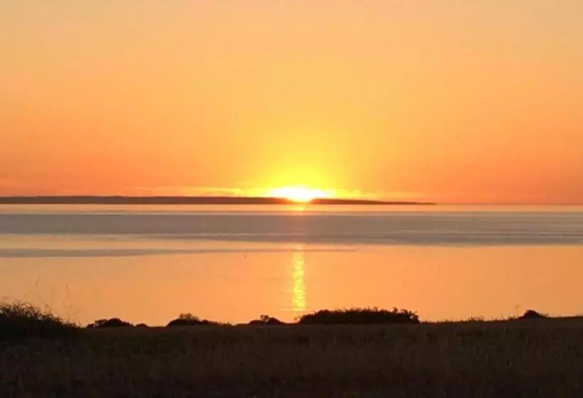 Aamiaismajoitus (B&B) Perlubie Sea