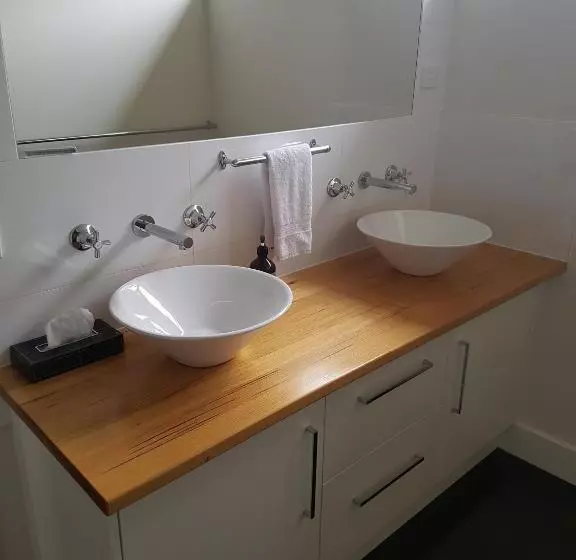 Aamiaismajoitus (B&B) Saladin Lodge