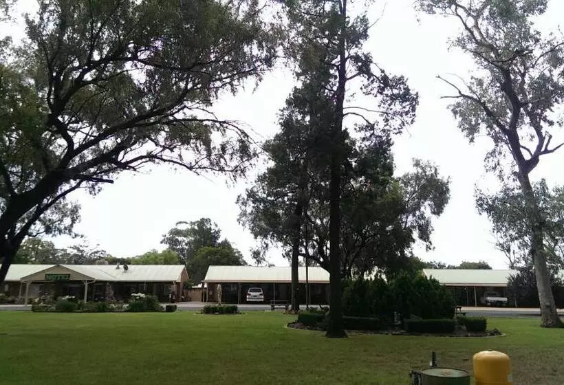 Cooee Motel