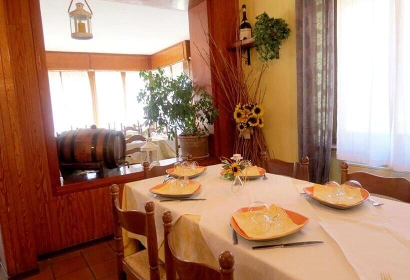 فندق Albergo Ristorante Canetta