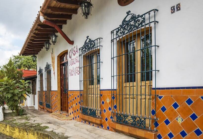 Otel Casa Miguel Arcangel