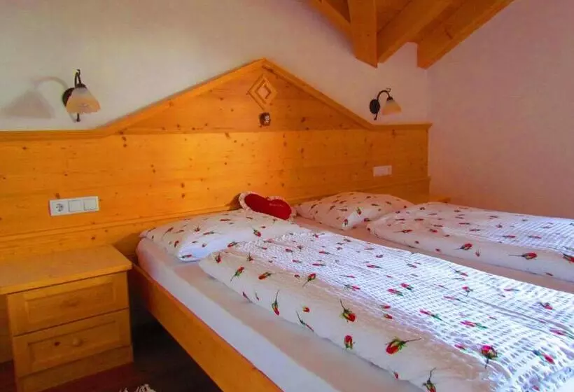 Hotelli Pension Odles