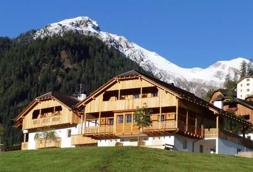 Hotelli Pension Odles