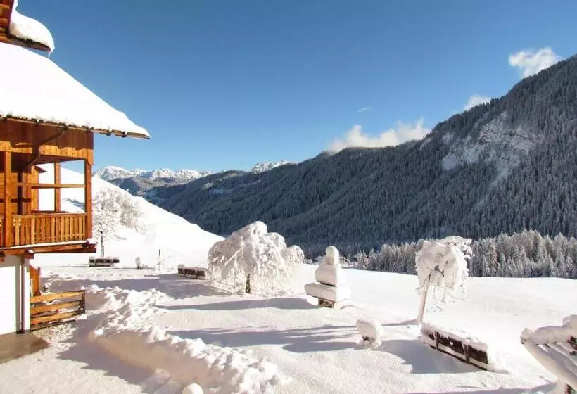 Hotelli Pension Odles