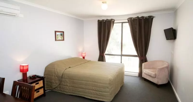 Motelli Deni Golf Resort