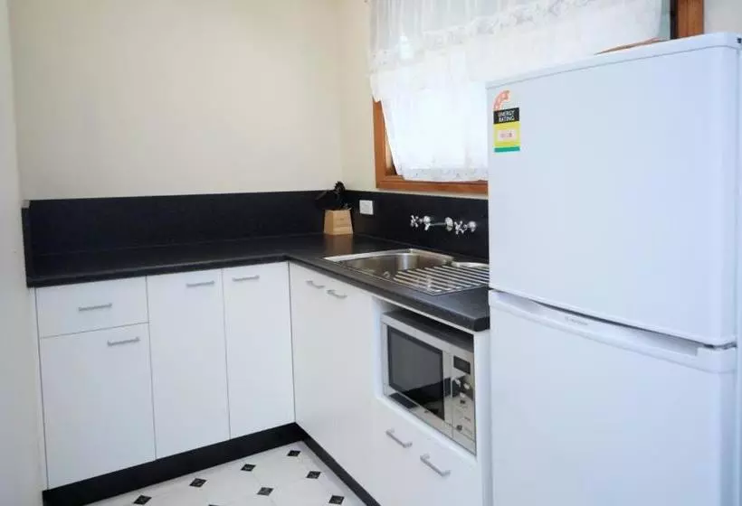 Motelli Deni Golf Resort