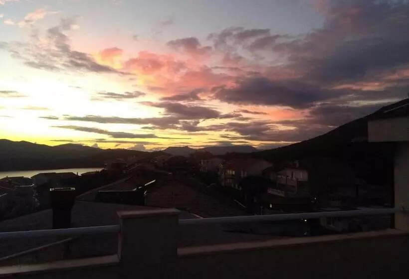 پانسیون Royal Apartments