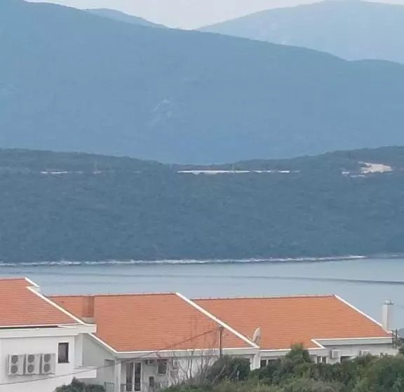 پانسیون Royal Apartments