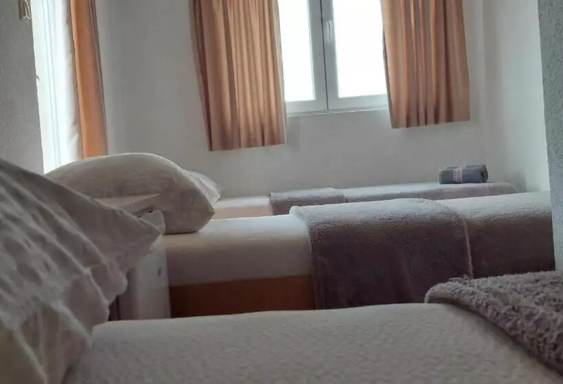 پانسیون Royal Apartments