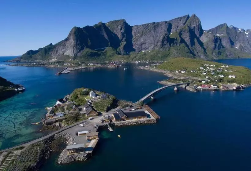 Majatalo Sakrisøy Gjestegård   Manor House In Sakrisøy   Solbakken Anno 1880