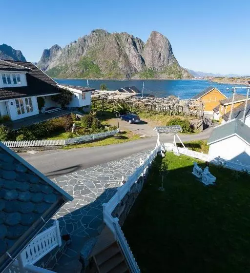 Majatalo Sakrisøy Gjestegård   Manor House In Sakrisøy   Solbakken Anno 1880