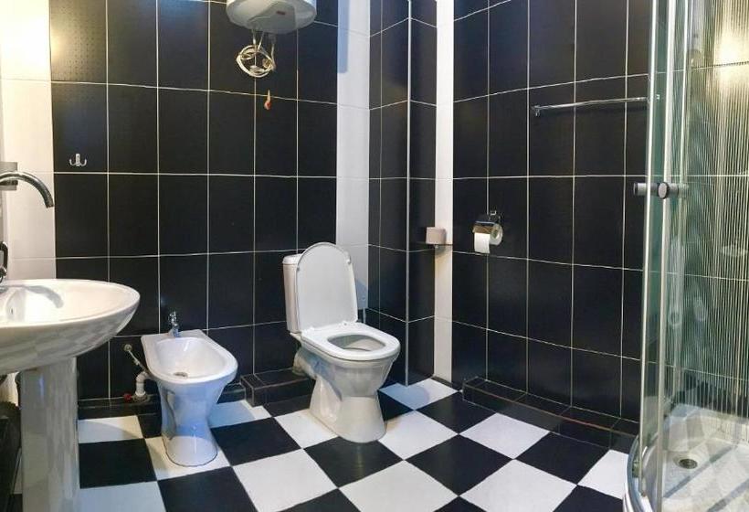 پانسیون Zentralny Guest House