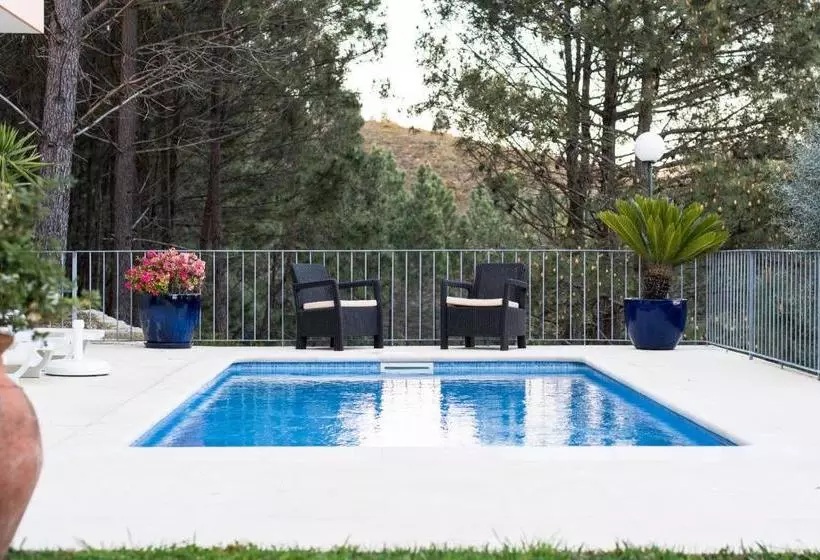 استراحتگاه Deville Luxury Retreat
