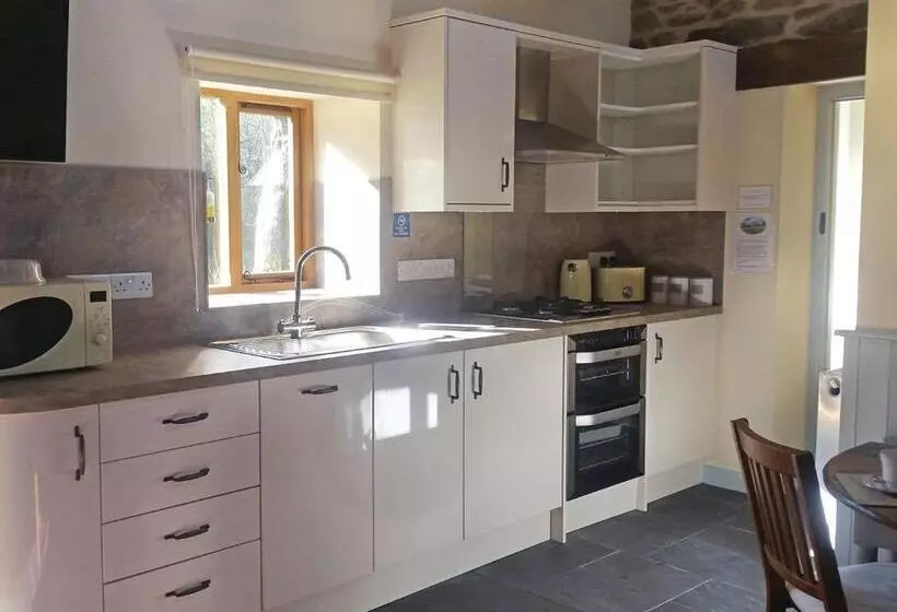 Lomakeskus Slate House Lodges