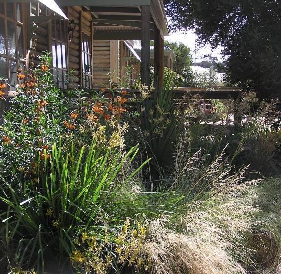 אתר נופש Ti Tree Village