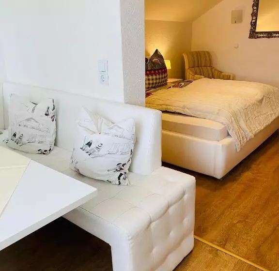 ユースホステル Steinbock Bed & Breakfast