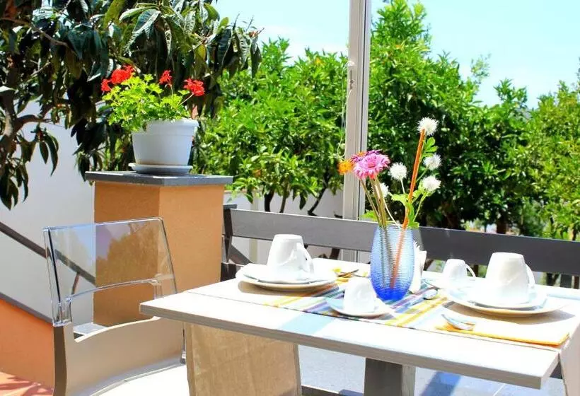 Aamiaismajoitus (B&B) Meublé Leonetti