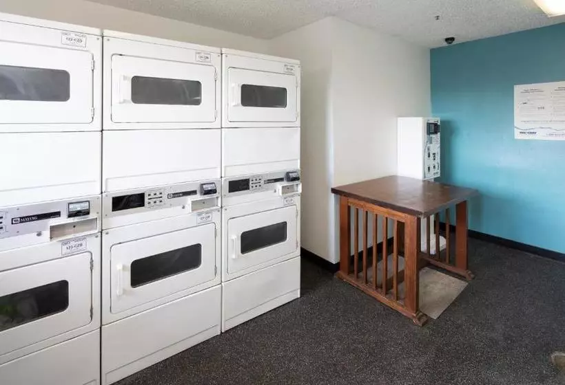 هتل Intown Suites Extended Stay Atlanta Ga   West Midtown