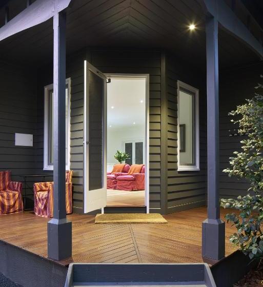 בית מלון כפרי The Cottage At Bolobek