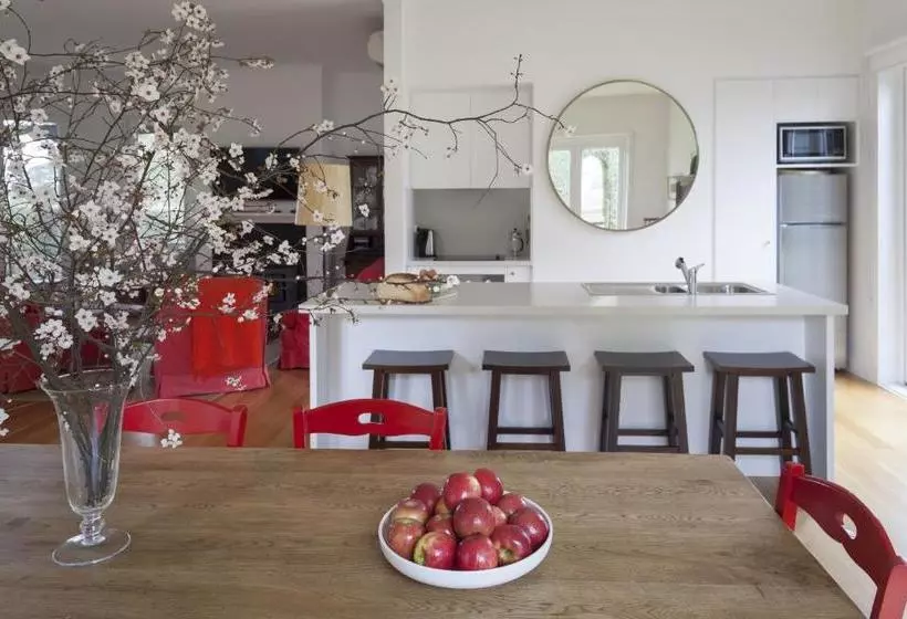 ホテル The Cottage At Bolobek