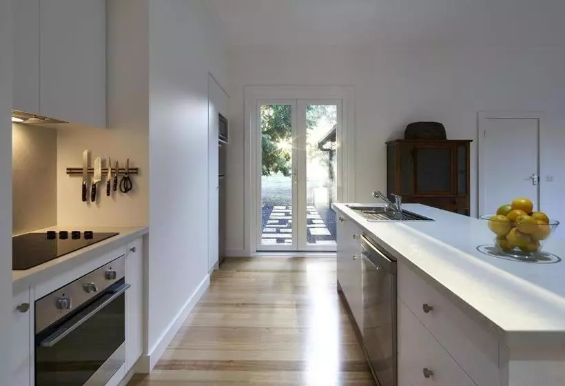 ホテル The Cottage At Bolobek