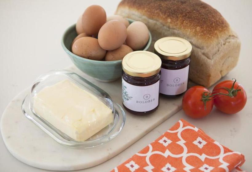 בית מלון כפרי The Cottage At Bolobek