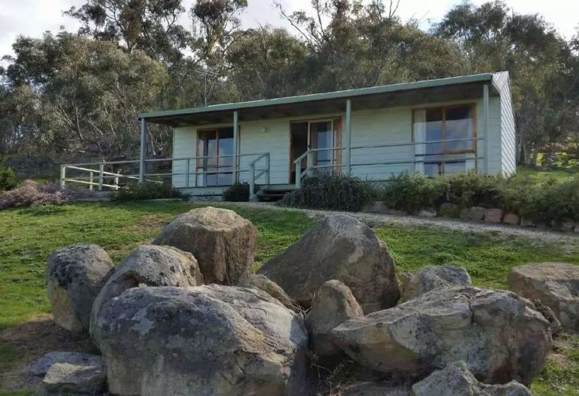 ホテル Warby Cottage