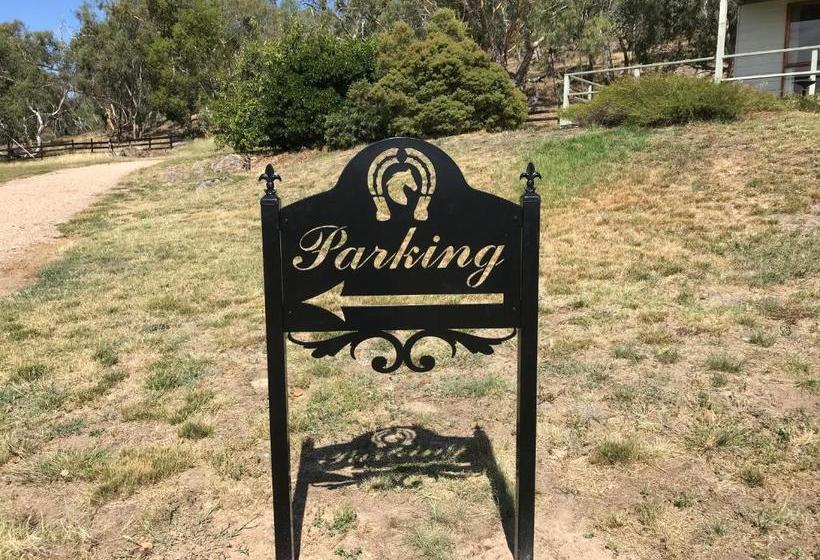 Отель Warby Cottage