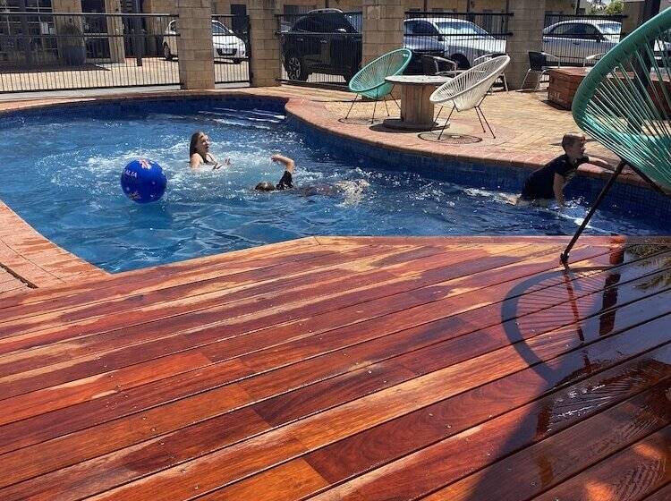 Mulwala Paradise Palms Motel