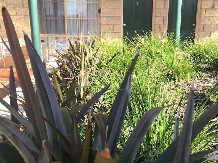 Mulwala Paradise Palms Motel