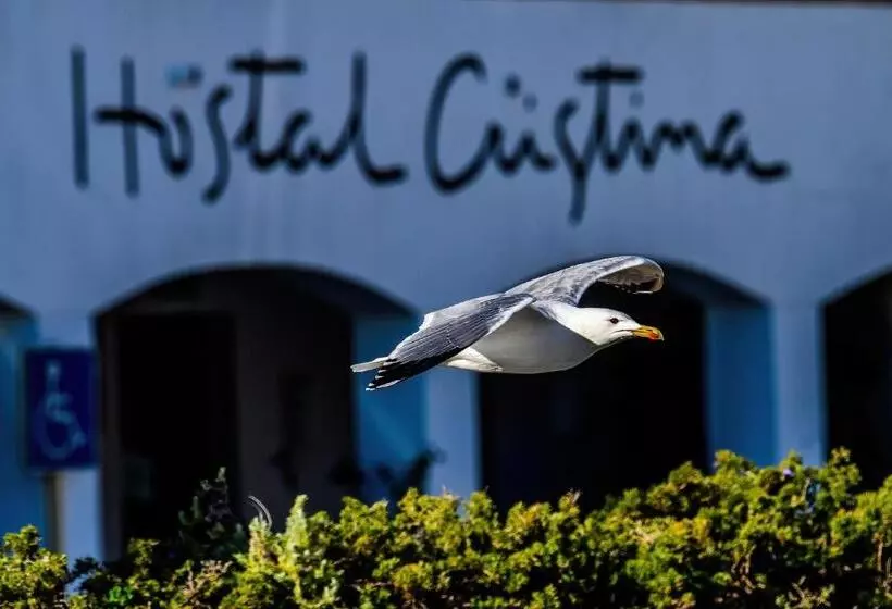 پانسیون Hostal Cristina