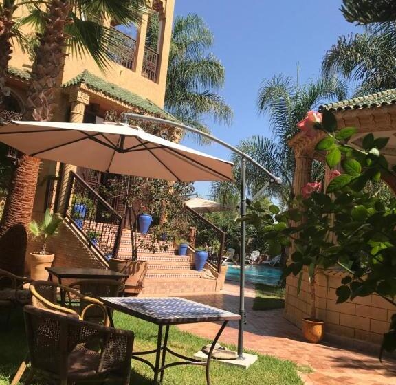 펜션 Les Jardins De Ryad Bahia