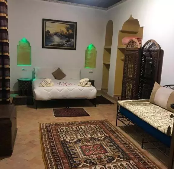 پانسیون Les Jardins De Ryad Bahia