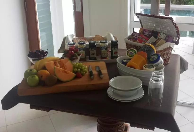 Aamiaismajoitus (B&B) Alexandria Retreat