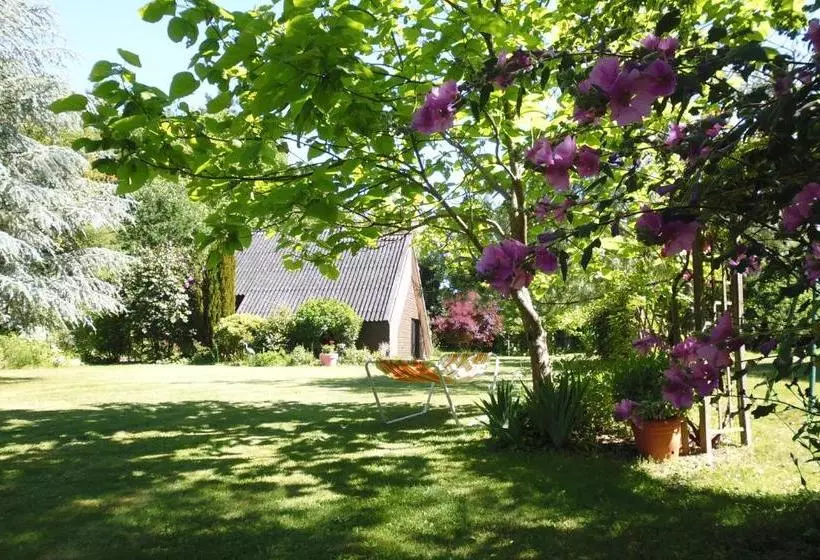 Aamiaismajoitus (B&B) Le Pré De La Lande