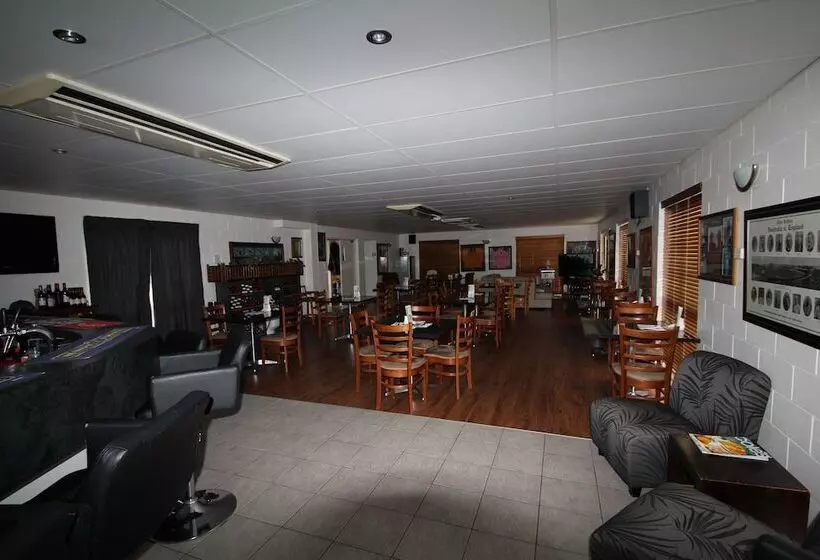 Colonial Rose Motel
