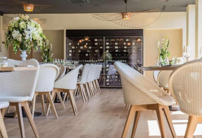 Отель Hôtel De L Abbaye Le Tronchet Saint Malo