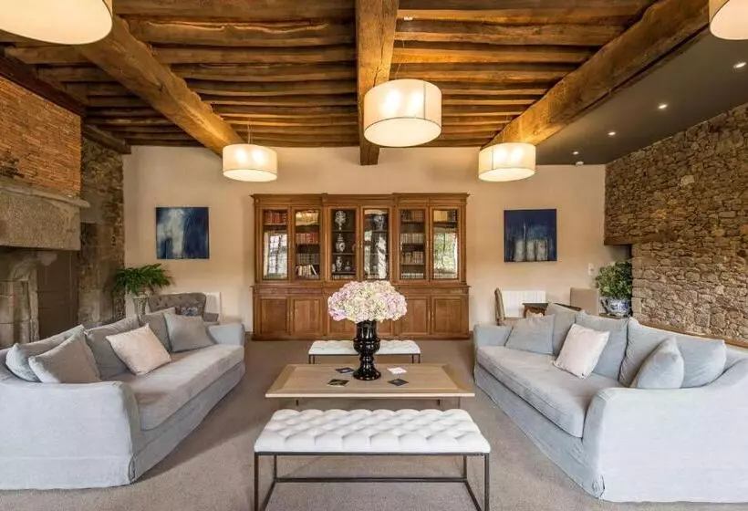 ホテル Hôtel De L Abbaye Le Tronchet Saint Malo