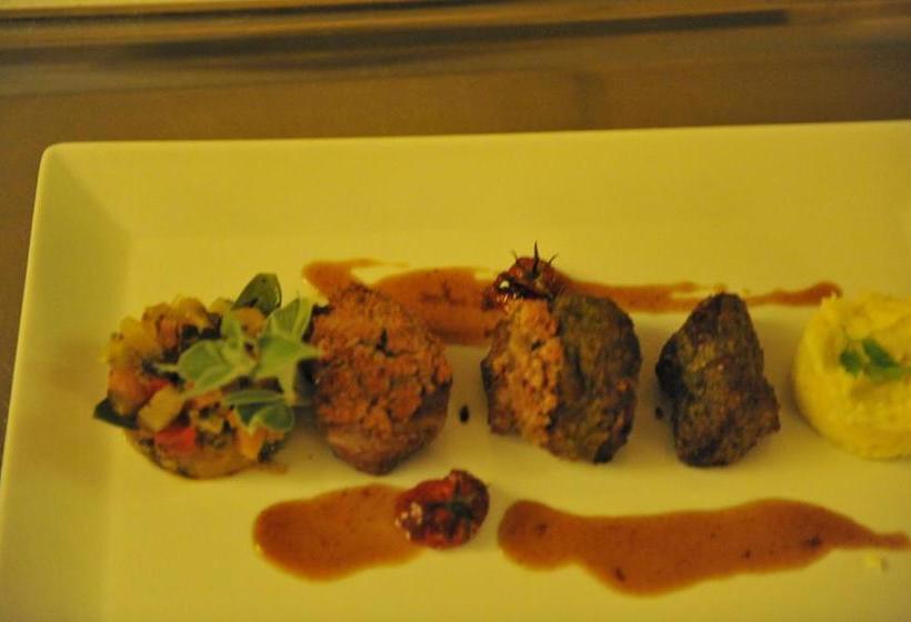 ホテル Franceschini