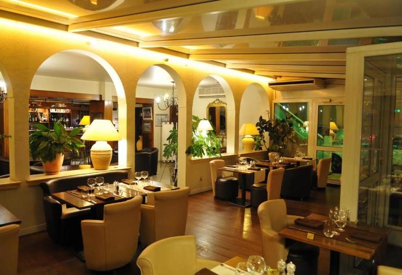 ホテル Franceschini