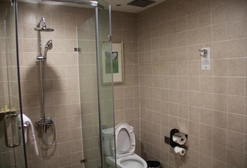 Phoenix Hill Hotel Dongguan   Golf Course Shop