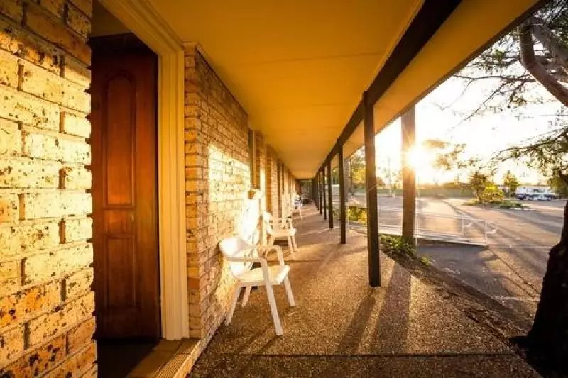 Lakeview Hotel Motel