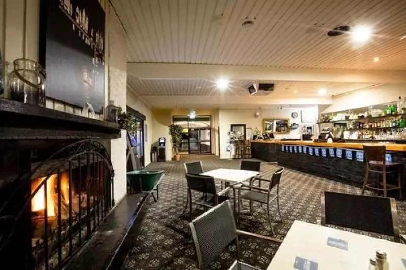 Lakeview Hotel Motel