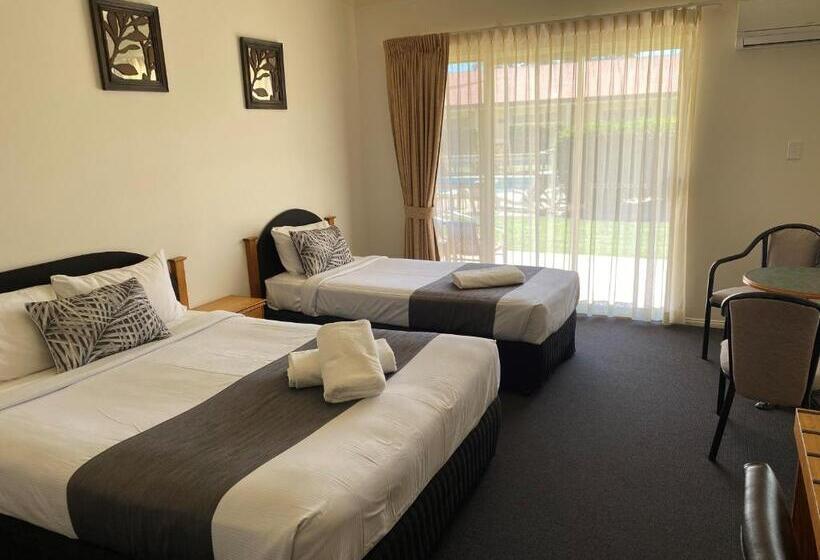 Motel Emerald Explorers Inn