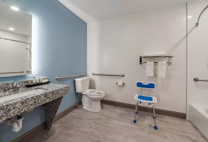 Motelli Le Voyageur  A Red Collection