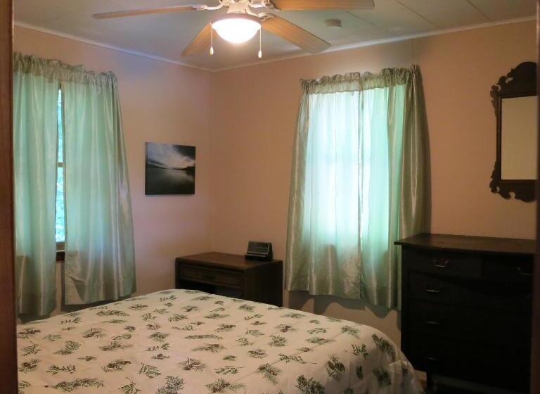 فندق على الطريق The Austin Inn