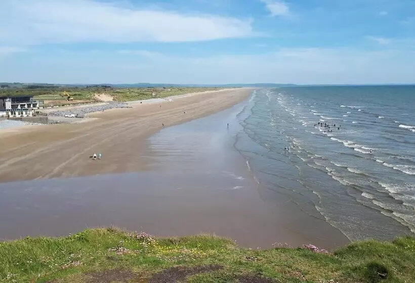 Pendine Sands Bed & Breakfast