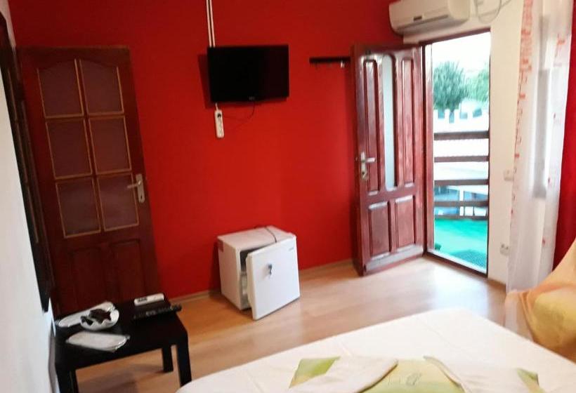 펜션 Camere De închiriat Doriana