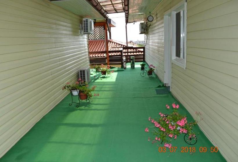 펜션 Camere De închiriat Doriana