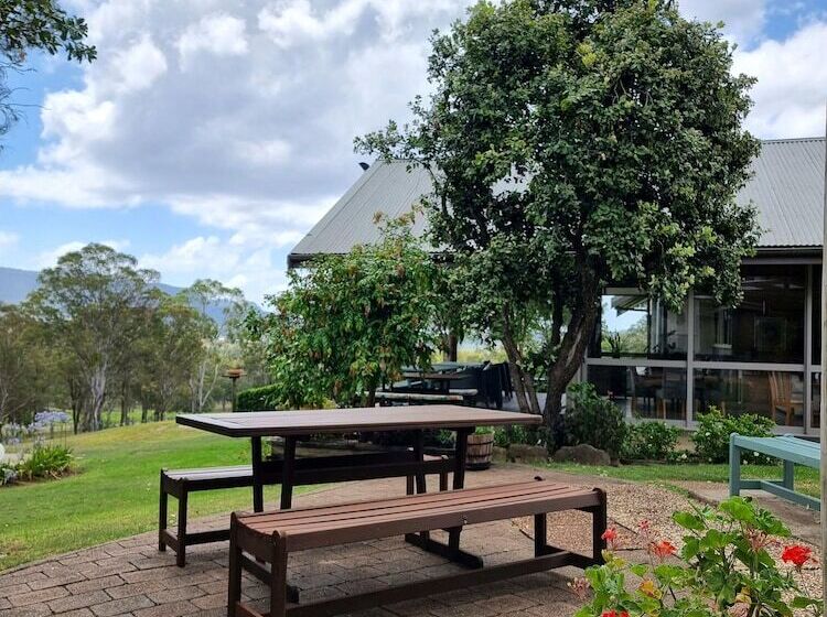 פנסיון Elfin Hill Vineyard Accommodation